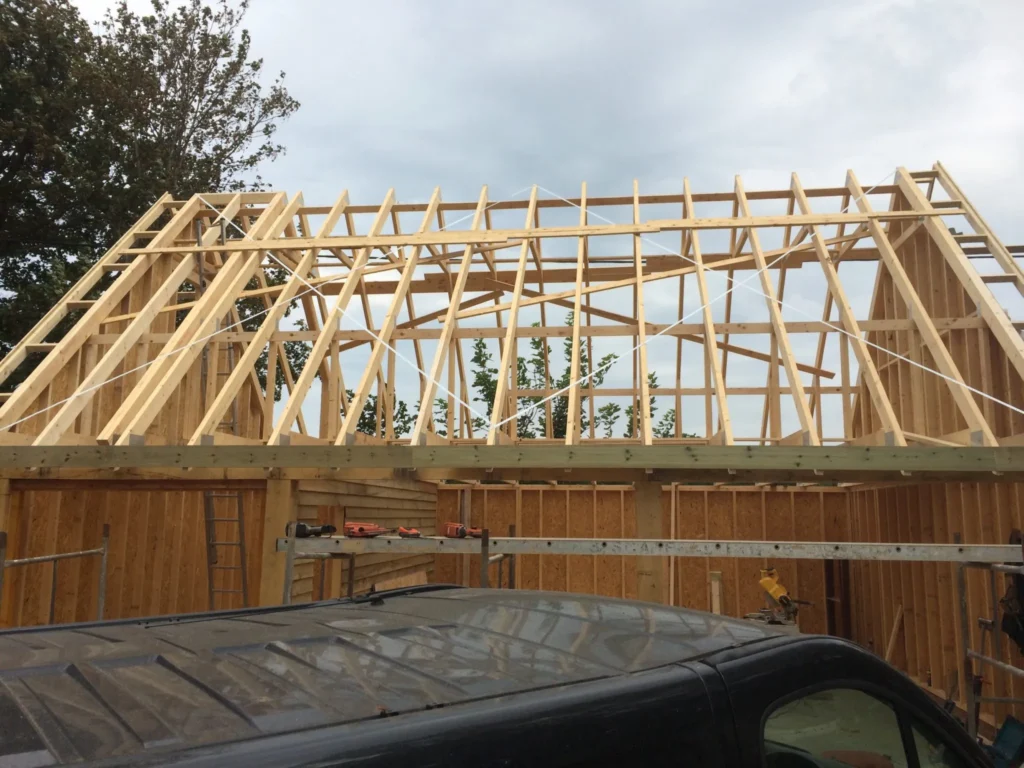 Roofing Builds